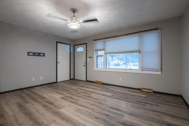 5550 Evergreen Avenue, Portage, IN 46368