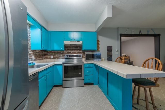 5550 Evergreen Avenue, Portage, IN 46368