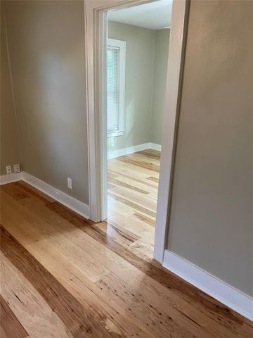 507 Texas Ave B, Austin, TX 78705