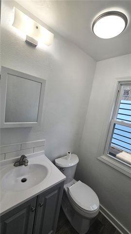 820 4th St, Oakmont, PA 15139