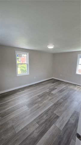 820 4th St, Oakmont, PA 15139
