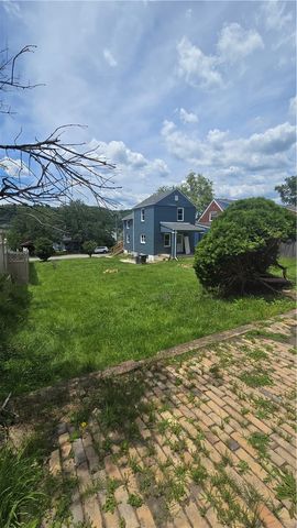 820 4th St, Oakmont, PA 15139