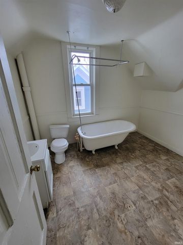 2431 Fox Avenue, Fort Wayne, IN 46807