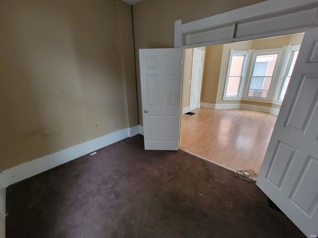 2431 Fox Avenue, Fort Wayne, IN 46807