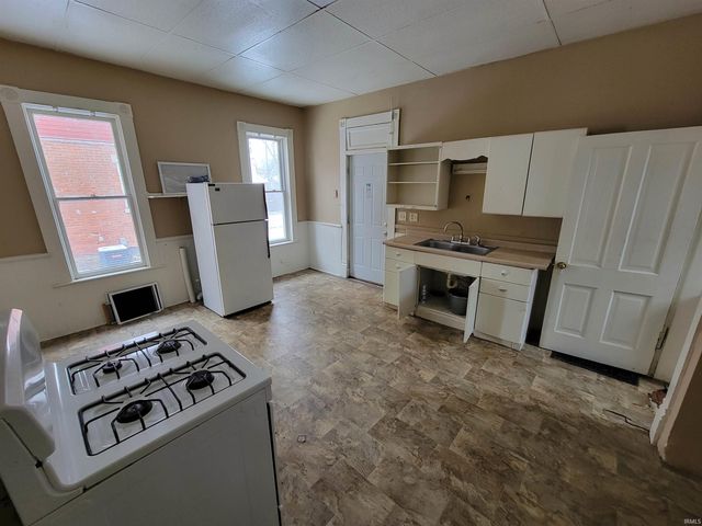 2431 Fox Avenue, Fort Wayne, IN 46807