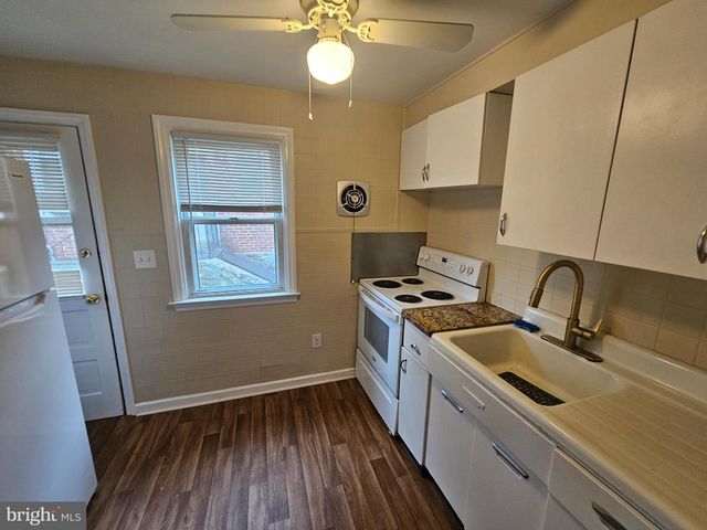3411 BERKLEY AVE, Drexel Hill, PA 19026