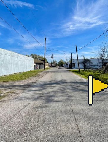 3601 Engelke Street, Houston, TX 77003