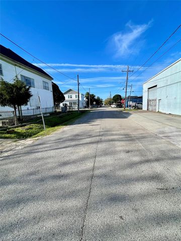 3601 Engelke Street, Houston, TX 77003