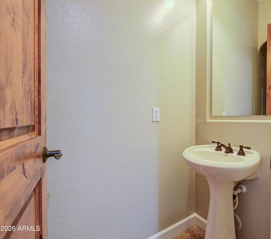 3949 N ARBOLES Circle, Mesa, AZ 85207