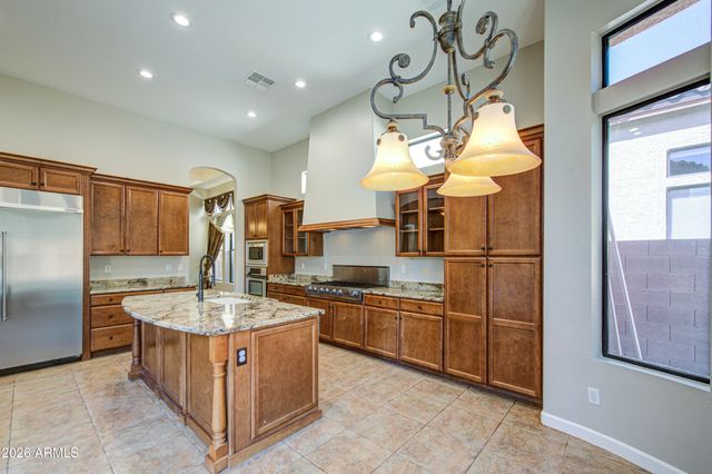 3949 N ARBOLES Circle, Mesa, AZ 85207