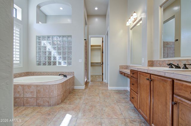 3949 N ARBOLES Circle, Mesa, AZ 85207