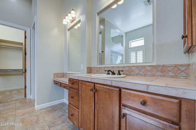 3949 N ARBOLES Circle, Mesa, AZ 85207