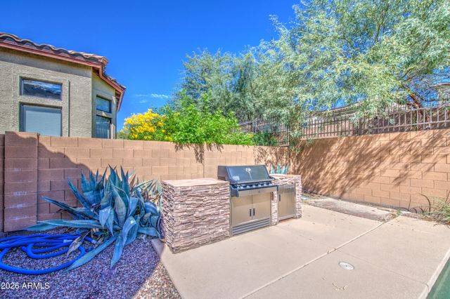 3949 N ARBOLES Circle, Mesa, AZ 85207