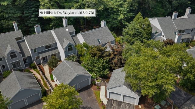 91 Hillside Dr 91, Wayland, MA 01778