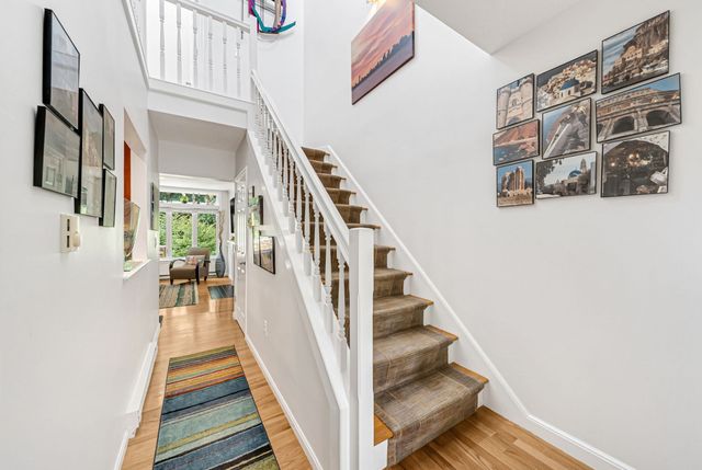 91 Hillside Dr 91, Wayland, MA 01778