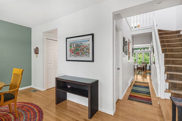 91 Hillside Dr 91, Wayland, MA 01778