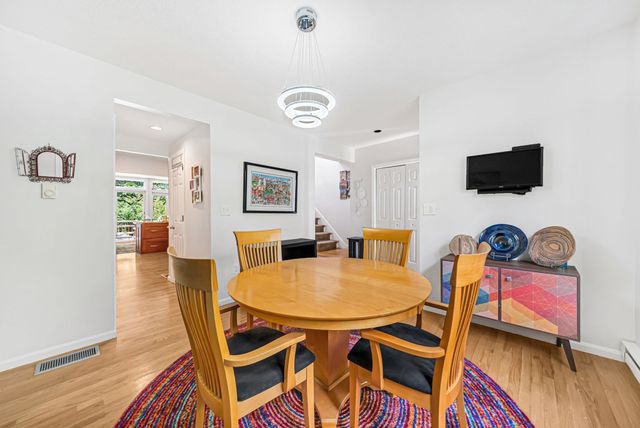 91 Hillside Dr 91, Wayland, MA 01778