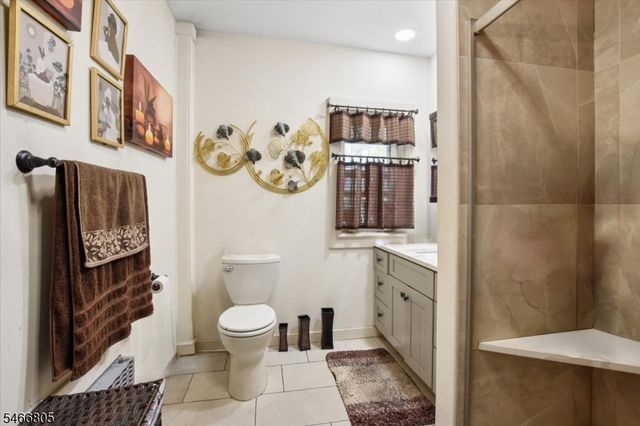 453 Park Ave, City Of Orange Twp., NJ 07050