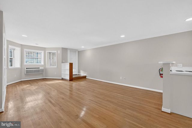 1769 T ST NW, Washington, DC 20009