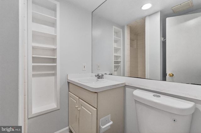 1769 T ST NW, Washington, DC 20009