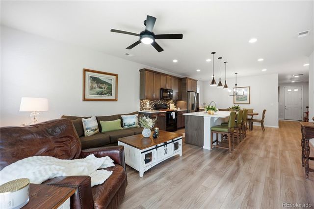 25660 E Archer Avenue, Aurora, CO 80018