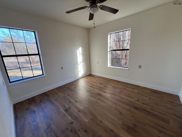 1035 LOUISE LANE, Wichita Falls, TX 76306