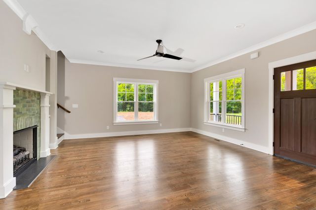 1323 Thomas Avenue 9, Chattanooga, TN 37409