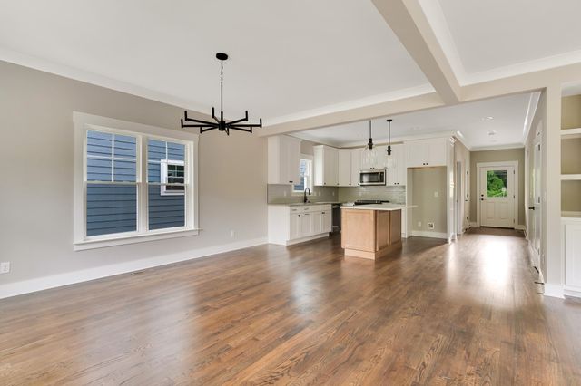 1323 Thomas Avenue 9, Chattanooga, TN 37409