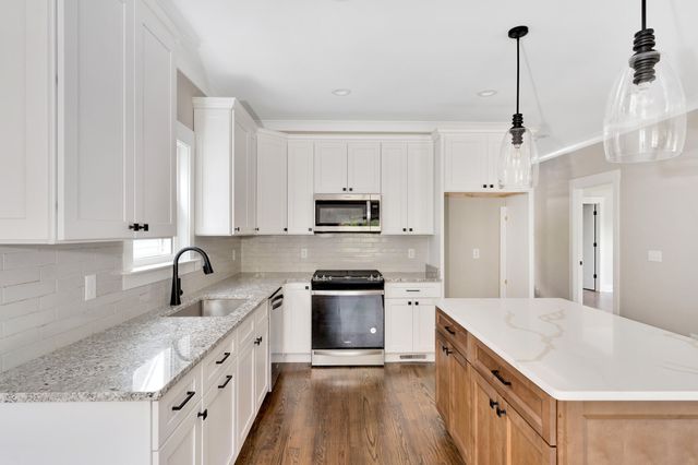 1323 Thomas Avenue 9, Chattanooga, TN 37409