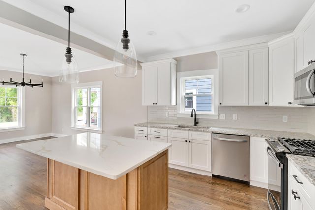 1323 Thomas Avenue 9, Chattanooga, TN 37409