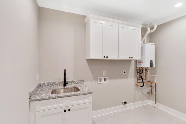 1323 Thomas Avenue 9, Chattanooga, TN 37409