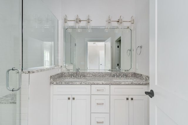 1323 Thomas Avenue 9, Chattanooga, TN 37409