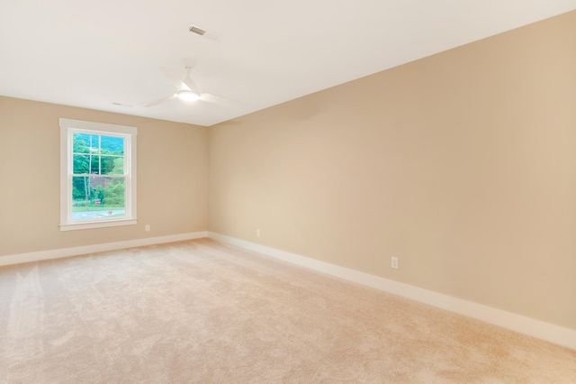 1323 Thomas Avenue 9, Chattanooga, TN 37409