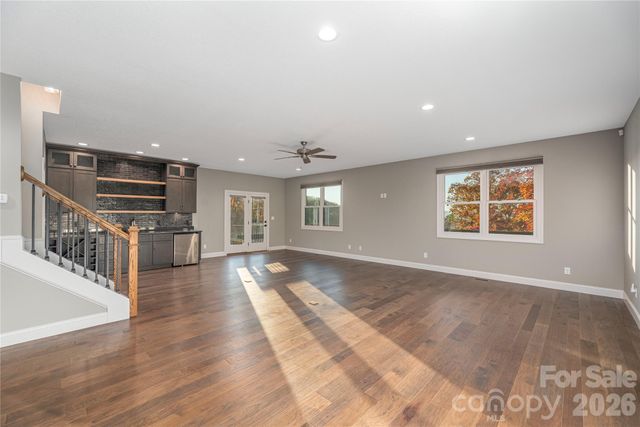 24 Herron View Lane, Weaverville, NC 28787