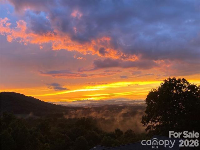 24 Herron View Lane, Weaverville, NC 28787