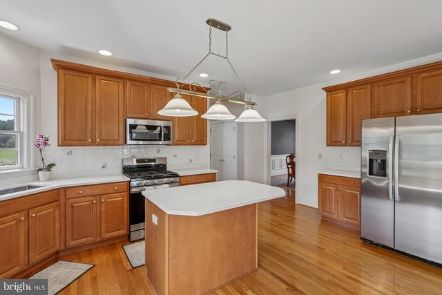 9 WYETH LN, Hockessin, DE 19707