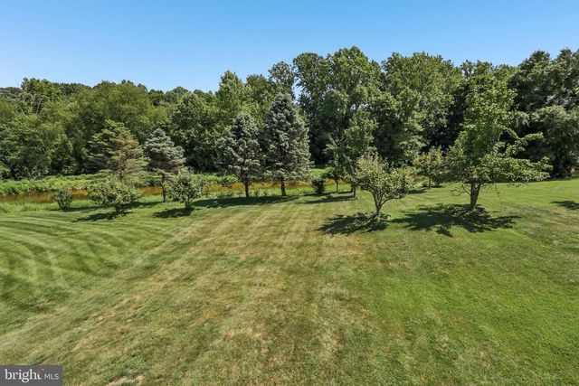 9 WYETH LN, Hockessin, DE 19707