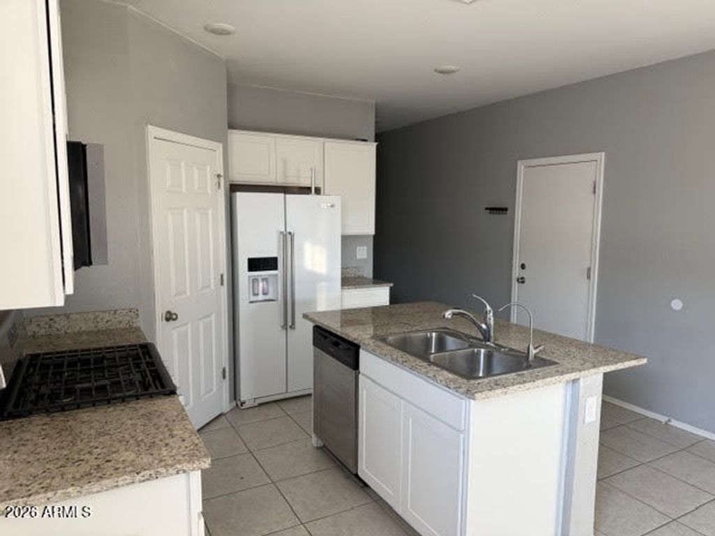47888 W MOELLER Road, Maricopa, AZ 85139 — photo 2