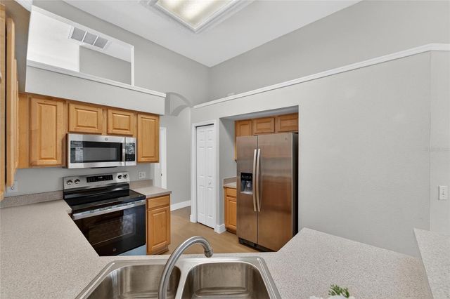 10018 CANNON DRIVE, Riverview, FL 33578