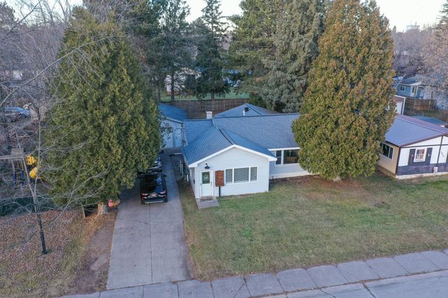 1815 Doddridge Avenue, Cloquet, MN 55720