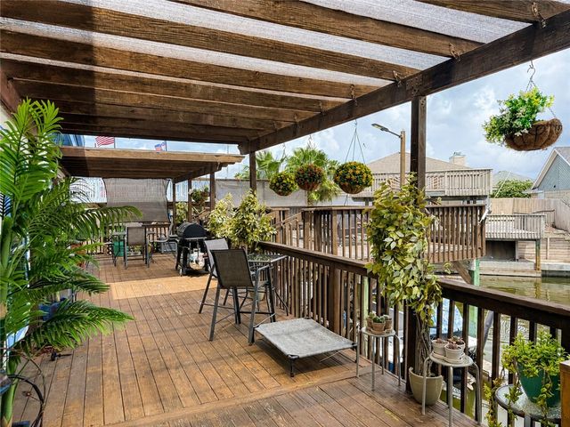 13606 Moro Ln, Corpus Christi, TX 78418