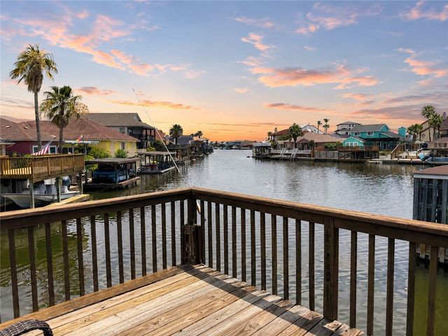 13606 Moro Ln, Corpus Christi, TX 78418