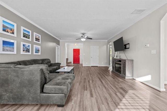 6916 Lawrence Farm Lane, Randleman, NC 27317