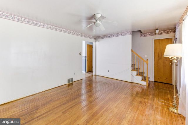 654 W HOLLY AVE, Pitman, NJ 08071