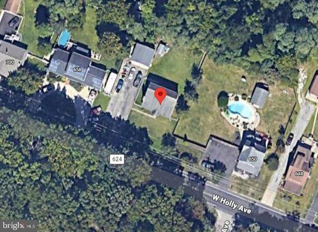 654 W HOLLY AVE, Pitman, NJ 08071