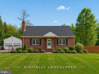 654 W HOLLY AVE, Pitman, NJ 08071