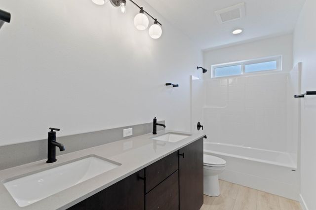 6213 E 13th Ln, Spokane Valley, WA 99212