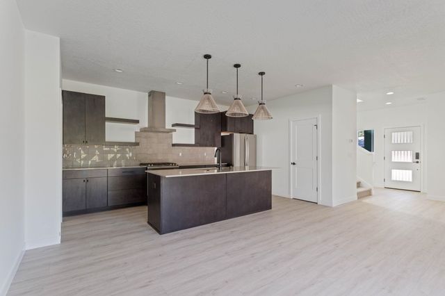 6213 E 13th Ln, Spokane Valley, WA 99212