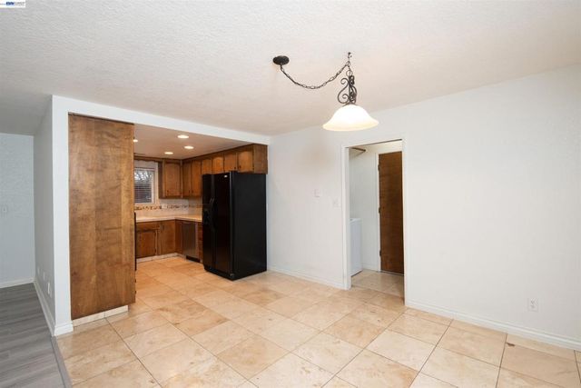 1336 HIDDEN GLEN DR, Modesto, CA 95355