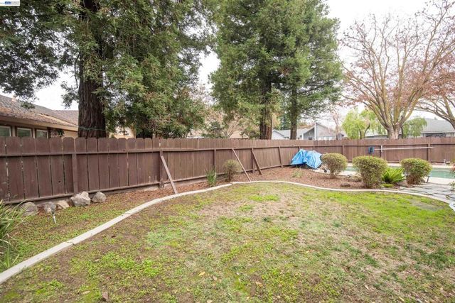 1336 HIDDEN GLEN DR, Modesto, CA 95355